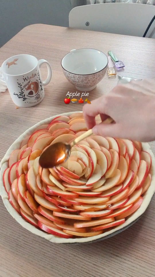 Apple pie 🍎🥧🧡

#applepie #autumn #autumnaesthetic #tarte  #instacook